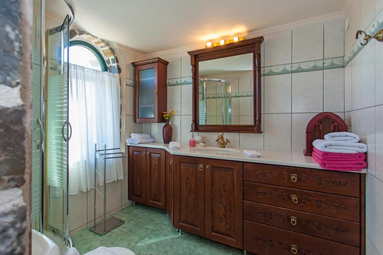 Villa Antina By Posarellivillas Litsárdha Zewnętrze zdjęcie